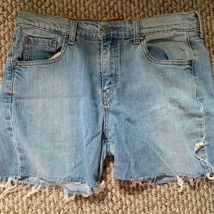 Levi’s jean shorts